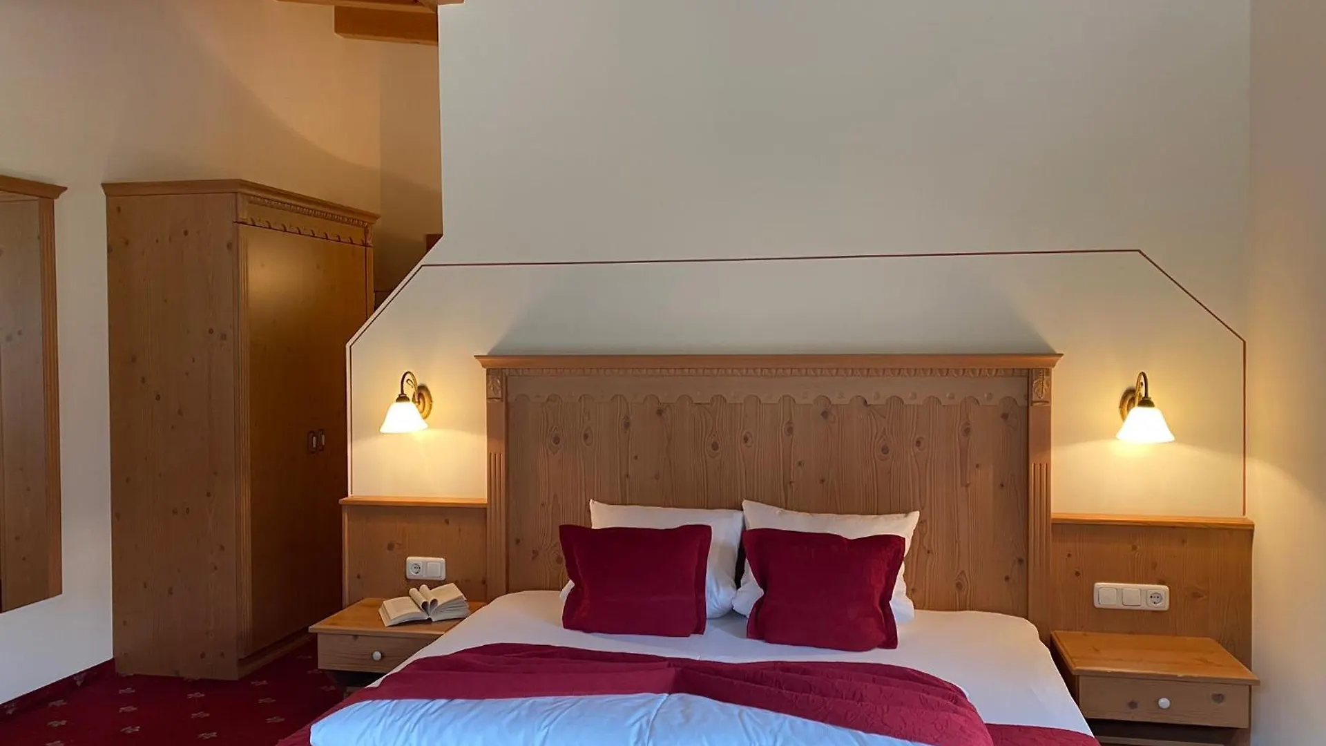 Alp Resort Tiroler Adler Soelden 4*, Solden