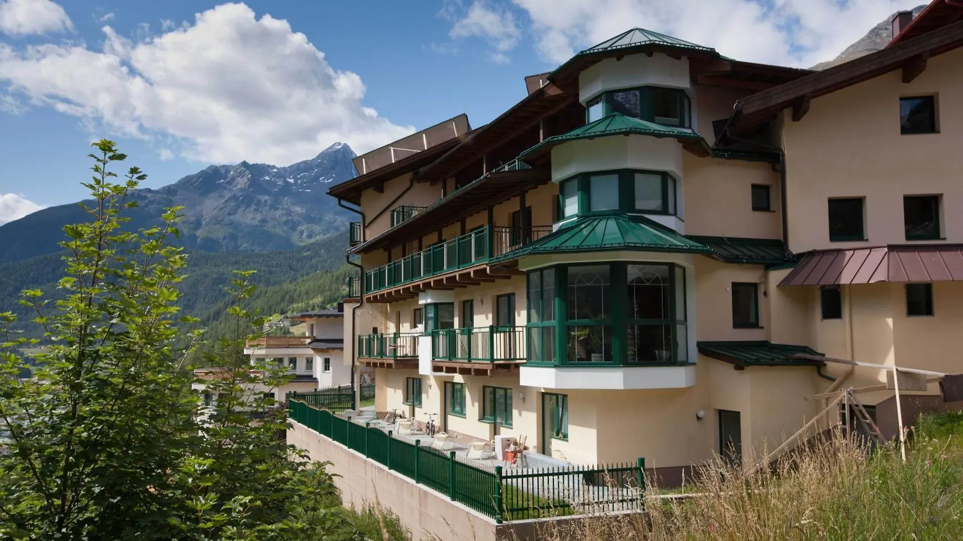 Alp Resort Tiroler Adler Soelden 4*, Solden